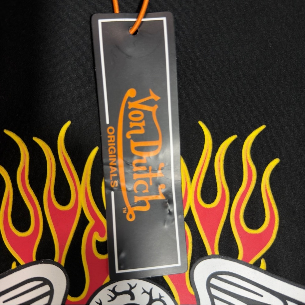 Von Dutch Black Tee with Winged Eyeball and Red-Yellow Flames - Picture 5 of 8